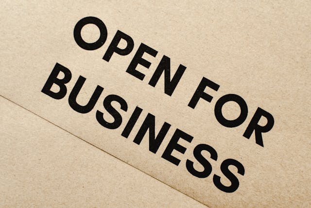 merintis bisnis