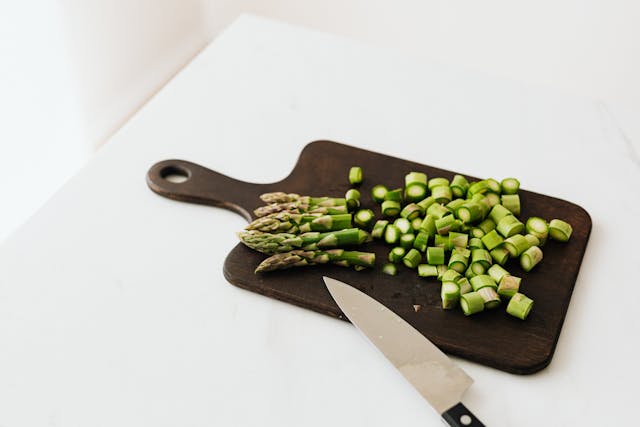 Tips menumis asparagus