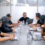 rapat rutin bisnis
